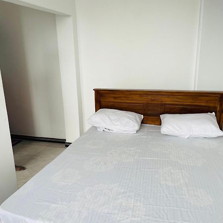 Star Village Hostel Kandy Exteriör bild
